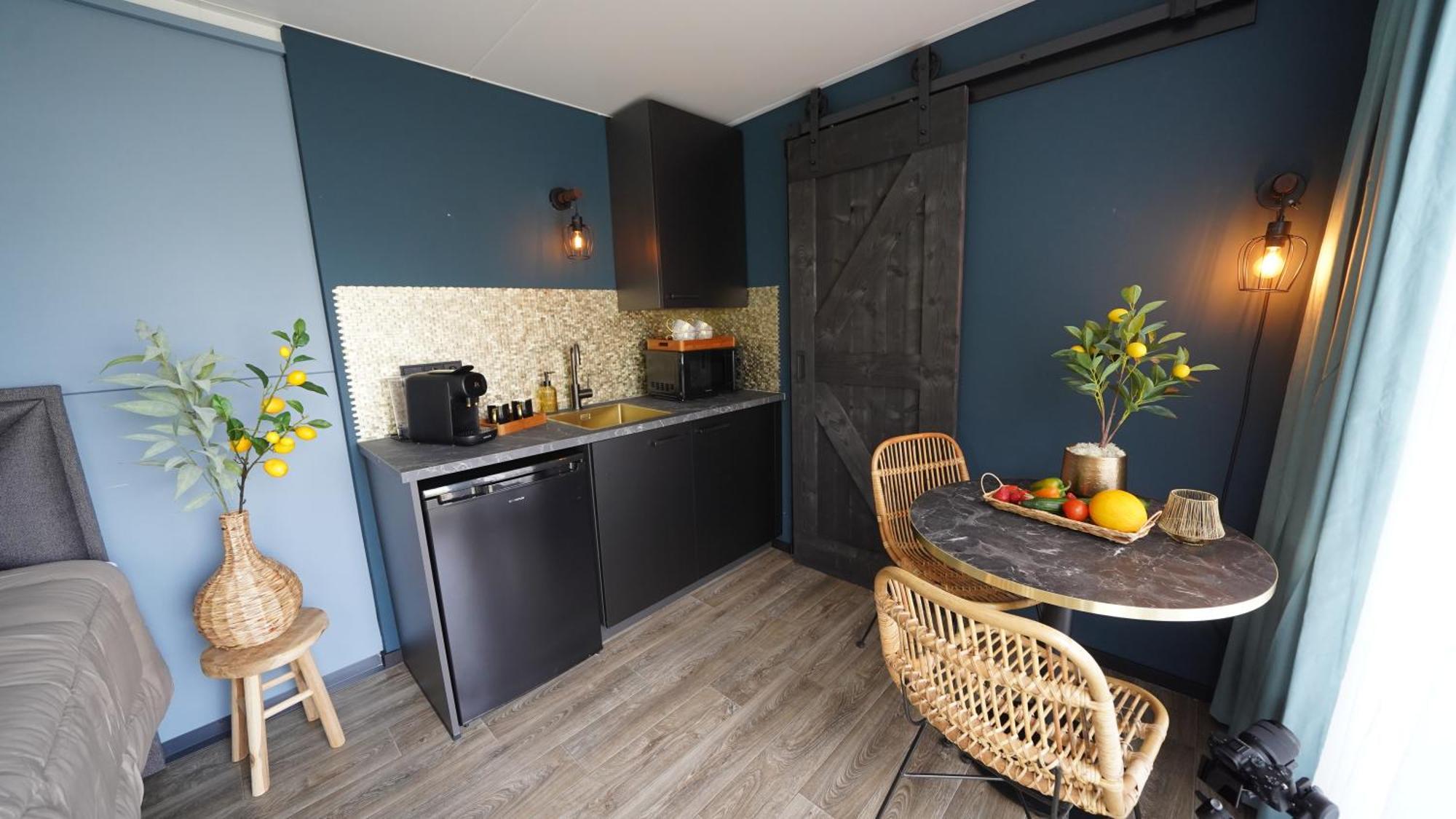 B&B Prive Tiny House Bij Zee Stellendam Eksteriør bilde